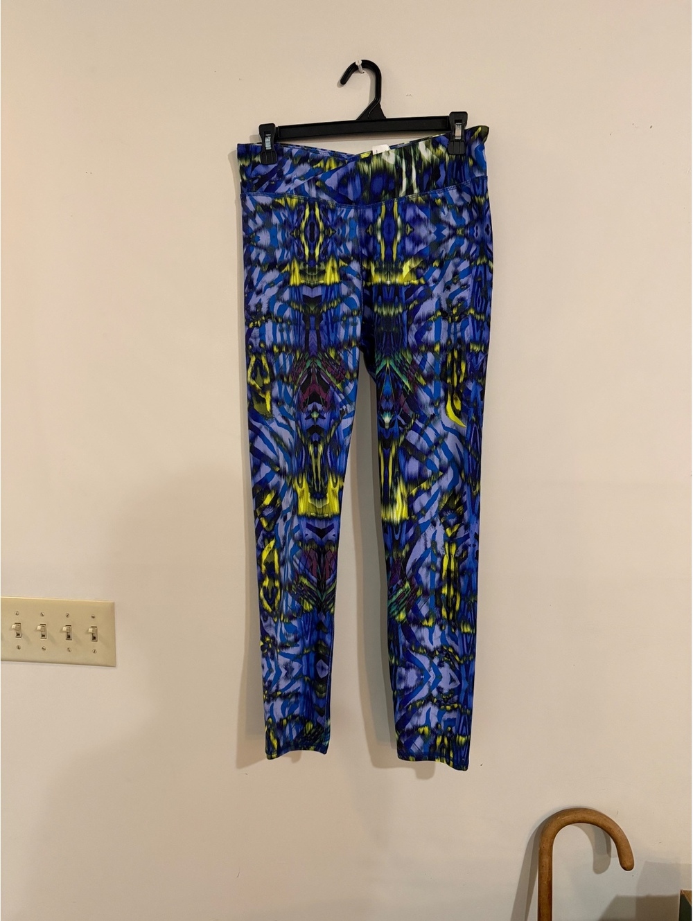 Fabletics Women's Large Blue Abstract Pattern Leggings